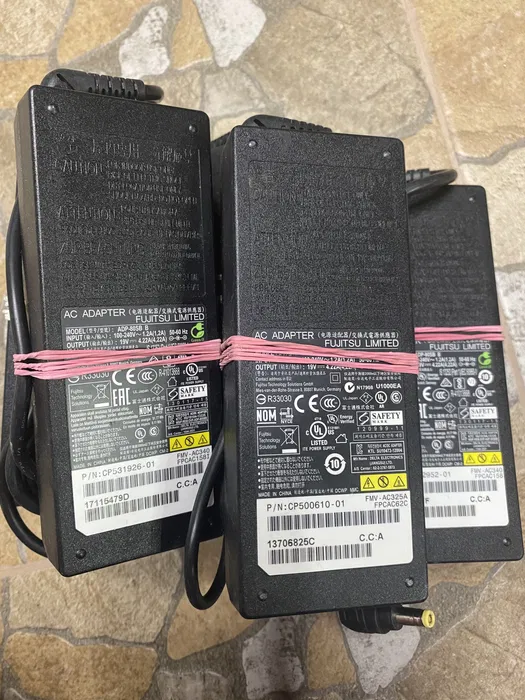 Б/В Fujitsu 5.5x2.5 19V 65w, 80w, 90w ОРИГИНАЛ [ProductHub SKU F55_90]