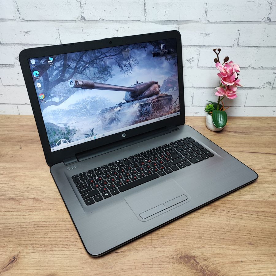 Ноутбук Б/В HP 17-Y020ND, AMD A8-7410, DDR3 8 GB, SSD 256GB, AMD Radeon R5, 17.3" [ProductHub SKU HP23]