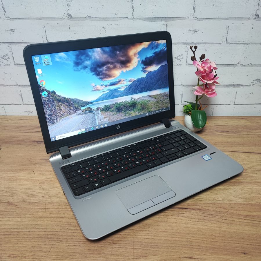 Ноутбук Б/В HP ProBook 450 G3, Intel Core i3-6100U, DDR3 16 GB, SSD 128GB, 15.6" HD [ProductHub SKU HP264]