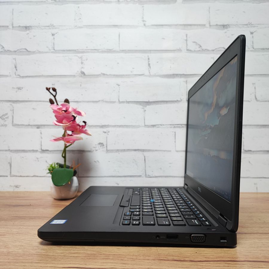 Ноутбук Б/В Dell Latitude 5480, Intel Core i5-6300U, DDR4 16 GB, SSD 256GB, 14" HD [ProductHub SKU Dell205]