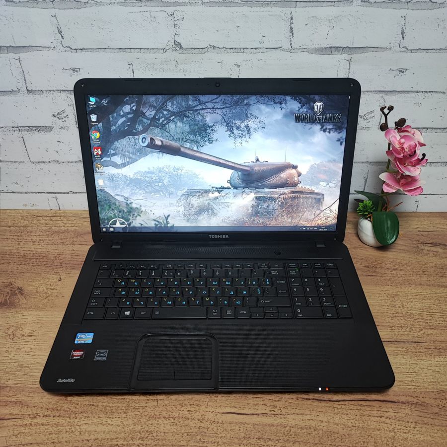 Ноутбук Б/В Toshiba Satellite C870-190 17, Intel Core i5-3210M, DDR3 8 GB, SSD 128GB, AMD Radeon HD 7500, 17.3" HD [ProductHub SKU T6]
