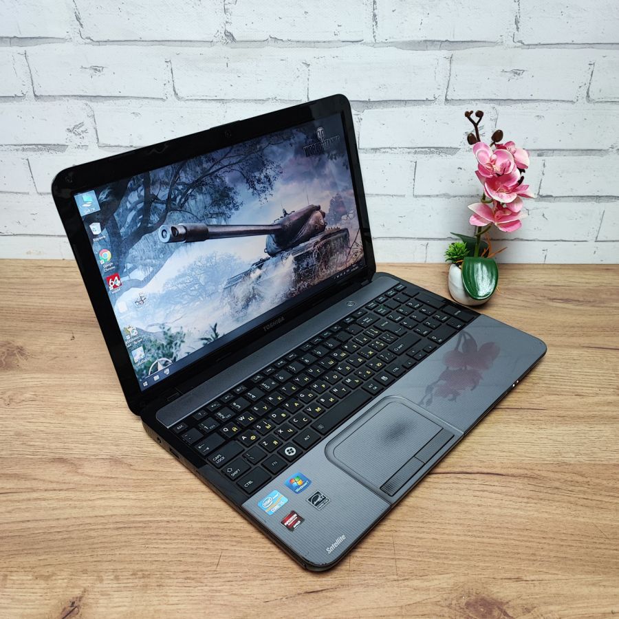 Ноутбук Б/В Toshiba Satellite L850-14L, Intel Core i5-3210M, DDR3 8 GB, SSD 128GB, AMD Radeon HD 7600M 2Gb, 15.6" HD [ProductHub SKU T28]