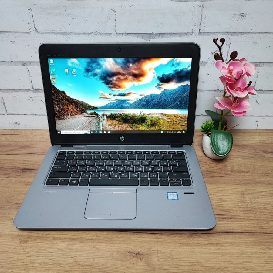 Ноутбук Б/В EliteBook 820 G3, Intel Core i5-6200U, DDR4 16GB, SSD 128GB + HDD 320GB, 13.3" Full HD [ProductHub SKU HP119]