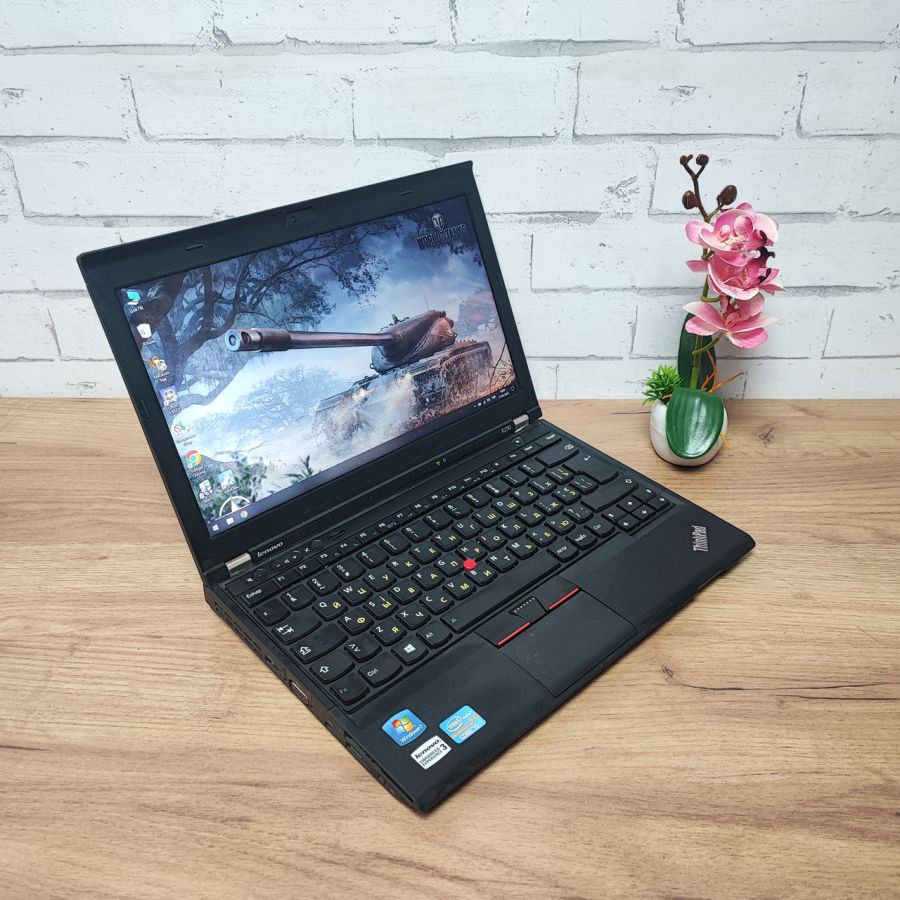 Ноутбук Б/В Lenovo X230, Intel Core i5-3230M, DDR3 8 GB, SSD 256GB, 12.5" HD [ProductHub SKU L42]