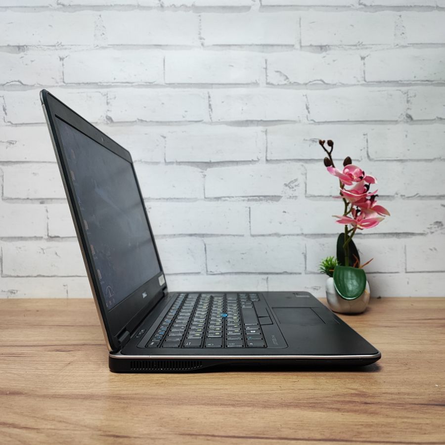 Уцінка! Ноутбук Б/В Dell Latitude E7440, Intel Core i5-4310U, DDR3 8 GB, SSD 256GB, 14" HD [ProductHub SKU Dell45]