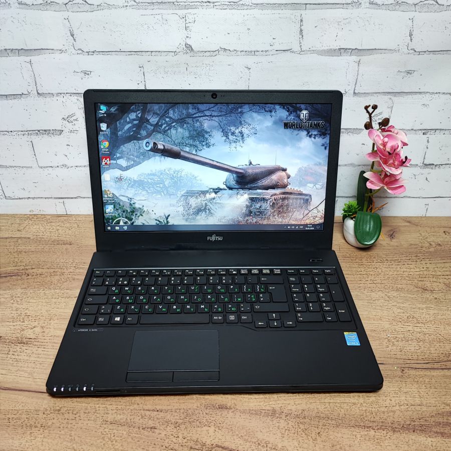 Ноутбук Б/В Fujitsu A555, Intel Core i5-5200U, DDR3 8 GB, SSD 128GB, 15.6" HD [ProductHub SKU F2]