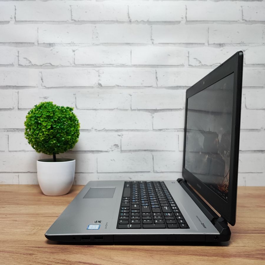 Ноутбук Б/В Medion MD61100, Intel Core i5-7200U, DDR4 16 GB, SSD 128GB + HDD 1TB, 15.6" Full HD [ProductHub SKU M9]