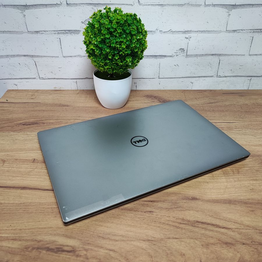 Ноутбук Б/В Dell Precision 5510, Intel Core i5-6300HQ, DDR4 16GB, SSD 256GB, NVIDIA Quadro M1000M 2GB, 15.6" Full HD