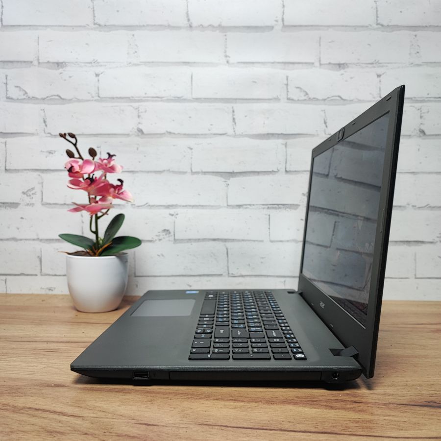 Ноутбук Б/В Acer Aspire E5-573, Intel Core i3-5005U, DDR3 12 GB, SSD 120GB, 15.6" HD [ProductHub SKU Acer8]