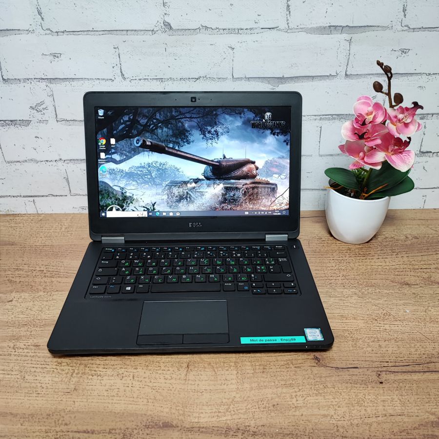 Ноутбук Б/В Dell Latitude E5270, Intel Core i3-6100U, DDR4 8 GB, SSD 128GB, 12" HD [ProductHub SKU Dell33]