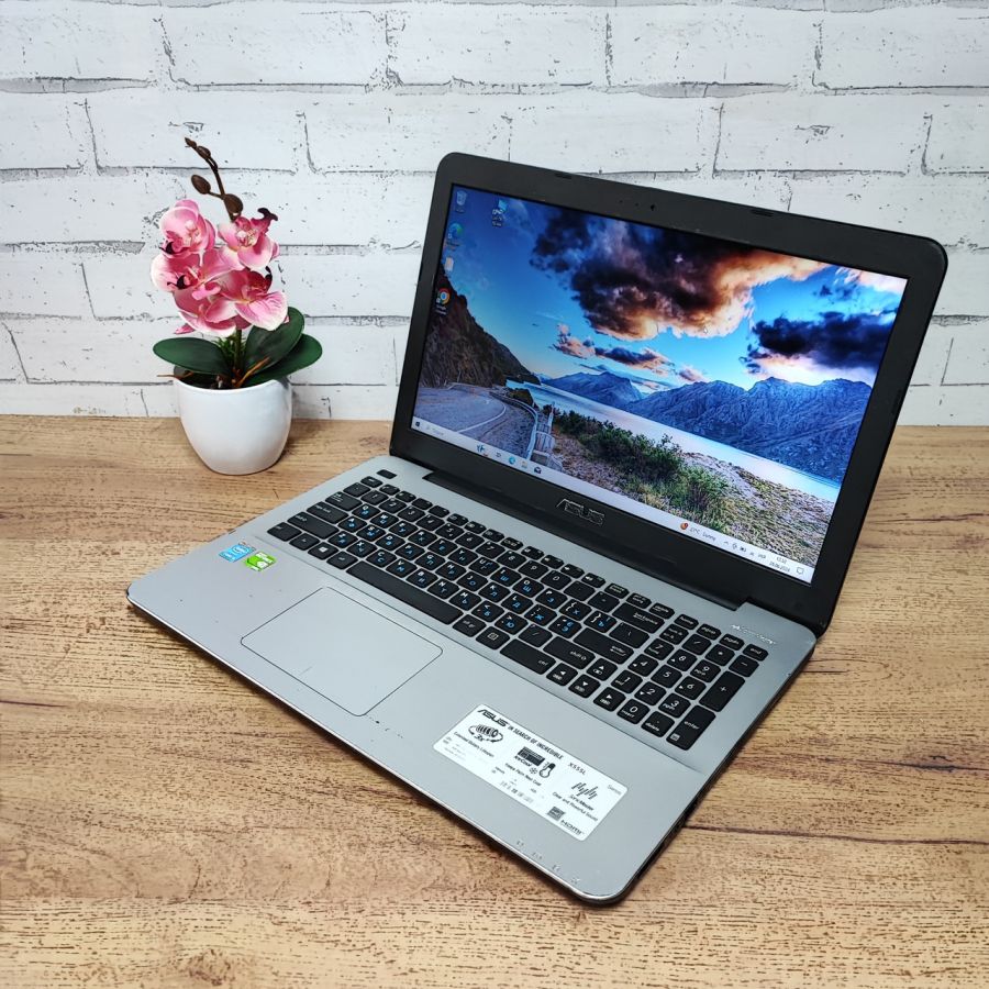 Ноутбук Б/В ASUS X555L, Intel Core i5-5200U, DDR3 8 GB, SSD 256GB, NVIDIA GeForce 920M 2Gb, 15.6" [ProductHub SKU Asus11]