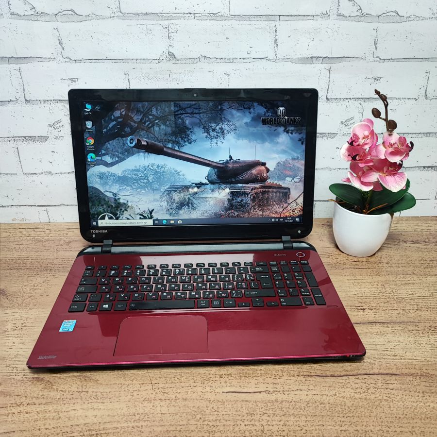 Ноутбук Б/В Toshiba Satellite L50-B-1Z0, Intel Core i5-4210U, DDR3 8 GB, SSD 128GB, 15.6" HD [ProductHub SKU T51]