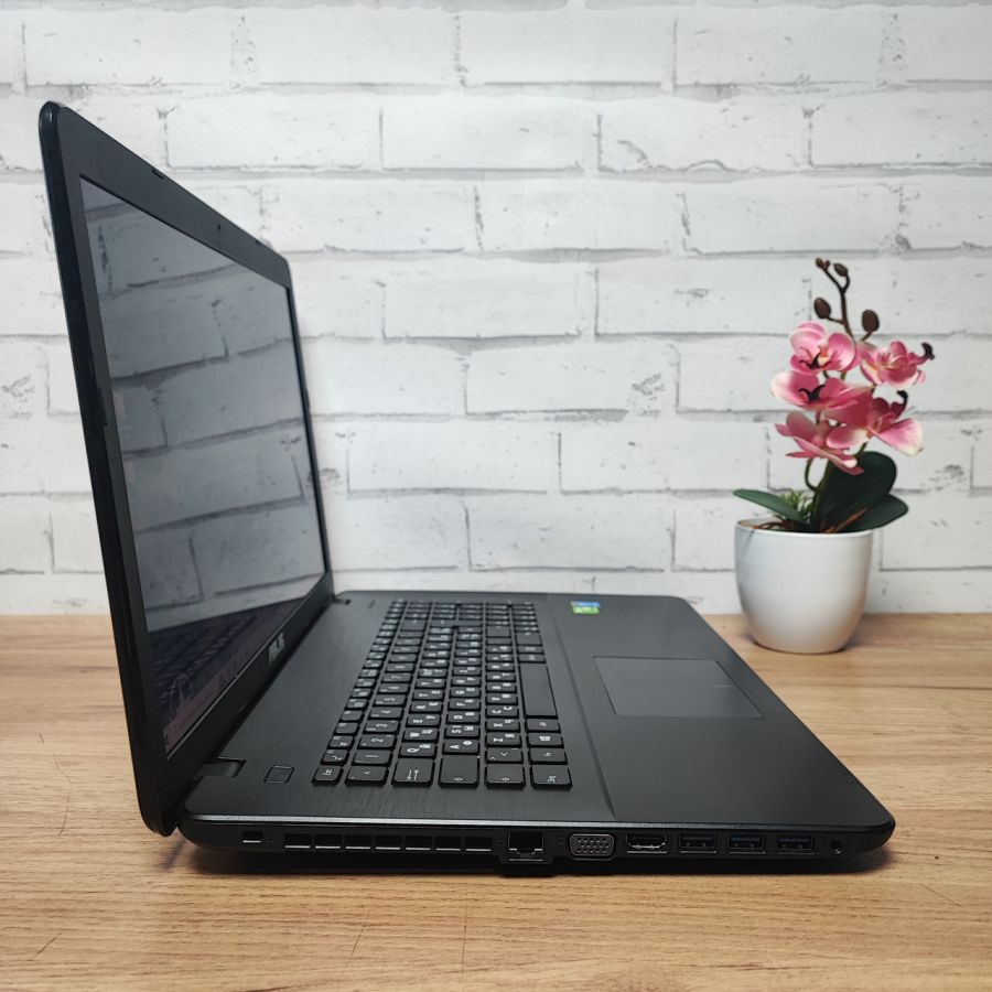 Ноутбук Б/В ASUS F751L, Intel Core i5-5200U, DDR3 8 GB, SSD 256GB, NVIDIA GeForce 840M 2Gb, 17.3" [ProductHub SKU Asus34]