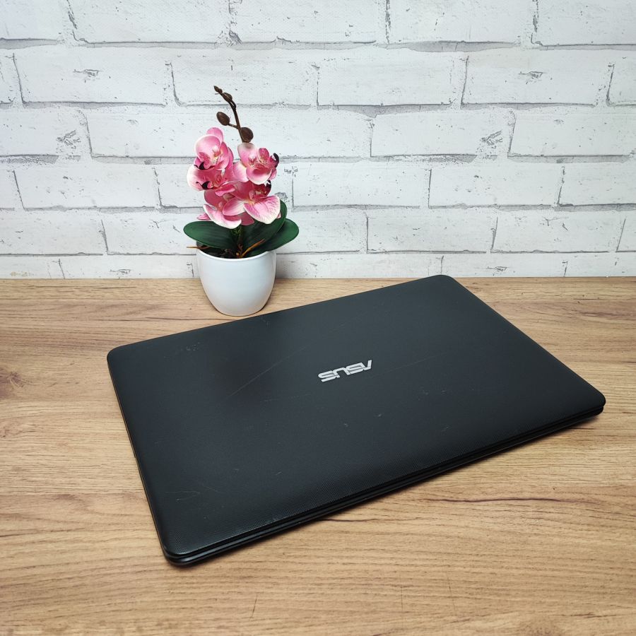Ноутбук Б/В ASUS F751L, Intel Core i5-5200U, DDR3 8 GB, SSD 256GB, NVIDIA GeForce 840M 2Gb, 17.3" [ProductHub SKU Asus34]