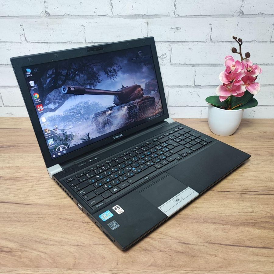 Ноутбук Б/В Toshiba Tecra R950-1DN, Intel Core i5-3230M, DDR3 8 GB, SSD 128GB, 15.6" HD [ProductHub SKU T59]