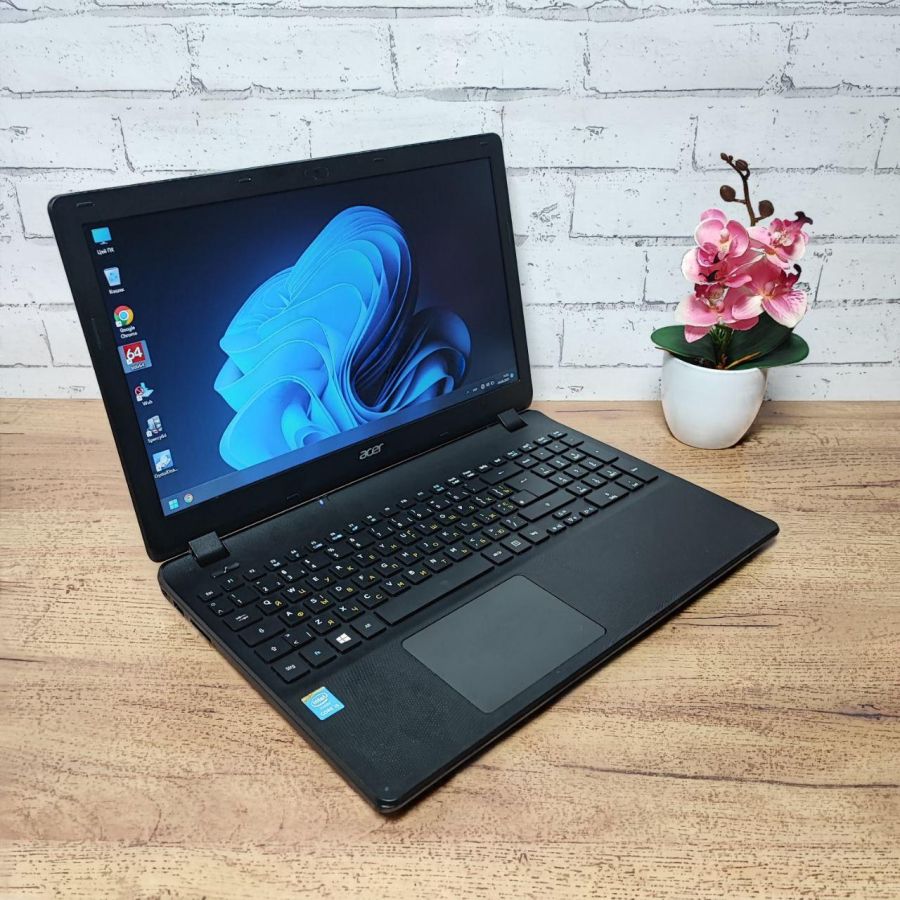 Ноутбук Б/В Acer ES1-571, Intel Core i5-4200U, DDR3 8 GB, SSD 128GB, 15.6" HD [ProductHub SKU Acer52]