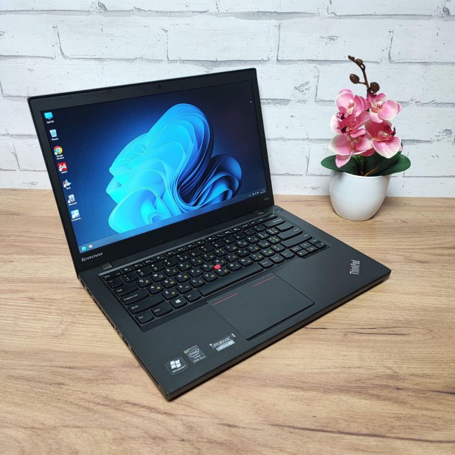 Ноутбук Б/В Lenovo T440S, Intel Core i5-4300U, DDR3 8 GB, SSD 128GB, 14" HD [ProductHub SKU L75]