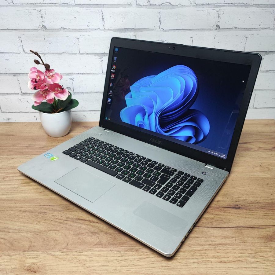 Ноутбук Б/В ASUS N76VB, Intel Core i5-3230M, DDR3 8GB, SSD 128GB + HDD 500GB, NVIDIA GeForce 740M 2GB, 17"