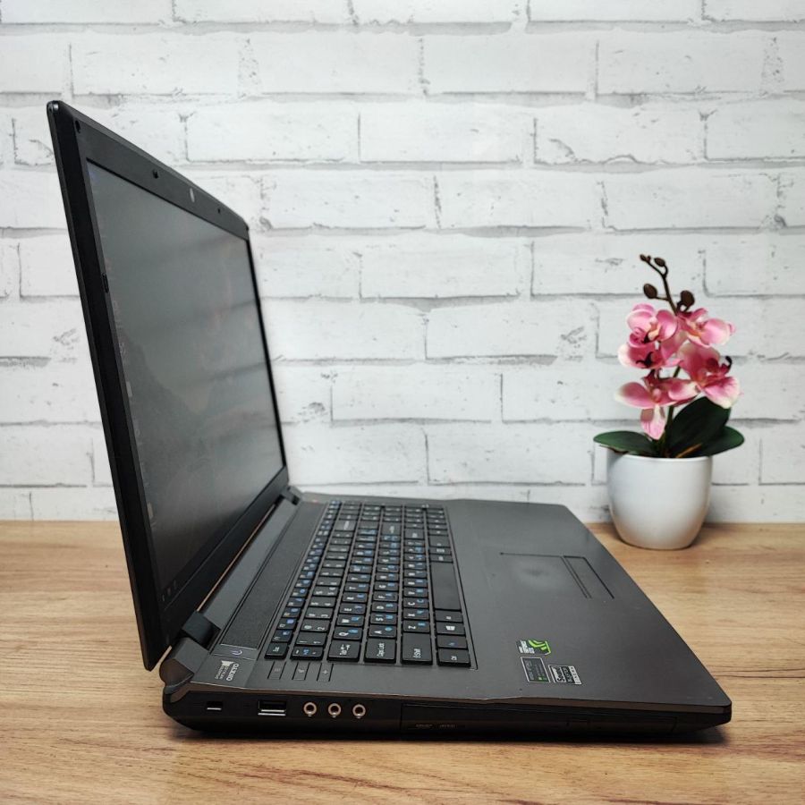 Ноутбук Б/В BTO W370ST, Intel Core i7-4700MQ, DDR3 12 GB, SSD 256GB, NVIDIA GeForce GTX 765M 2Gb, 17" Full HD [ProductHub SKU CLEVO1]