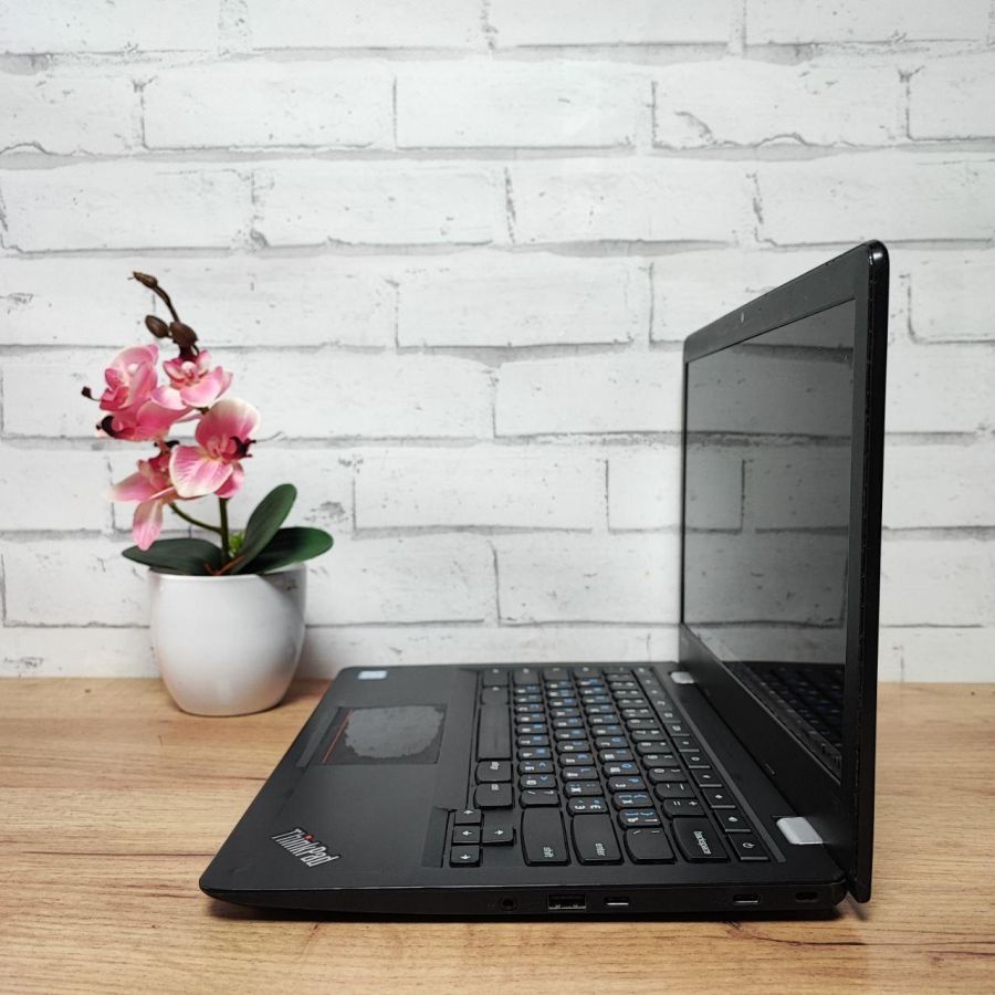 Уцінка! Ноутбук Б/В Lenovoment, Intel Core i3-6300U, DDR3 8 GB, SSD 32GB, 13" Full HD [ProductHub SKU L80]