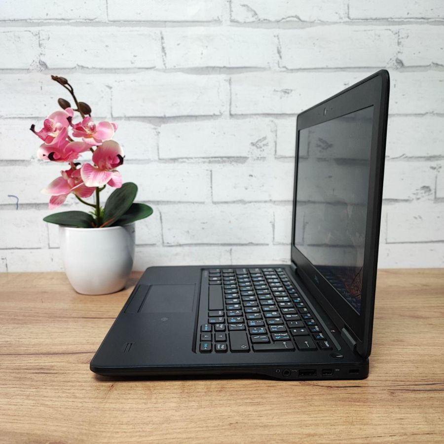 Ноутбук Б/В Dell Latitude E7250, Intel Core i5-5300U, DDR3 8GB, SSD 128GB, 12" HD