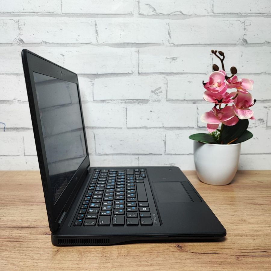Ноутбук Б/В Dell Latitude E7250, Intel Core i5-5300U, DDR3 8GB, SSD 128GB, 12" HD