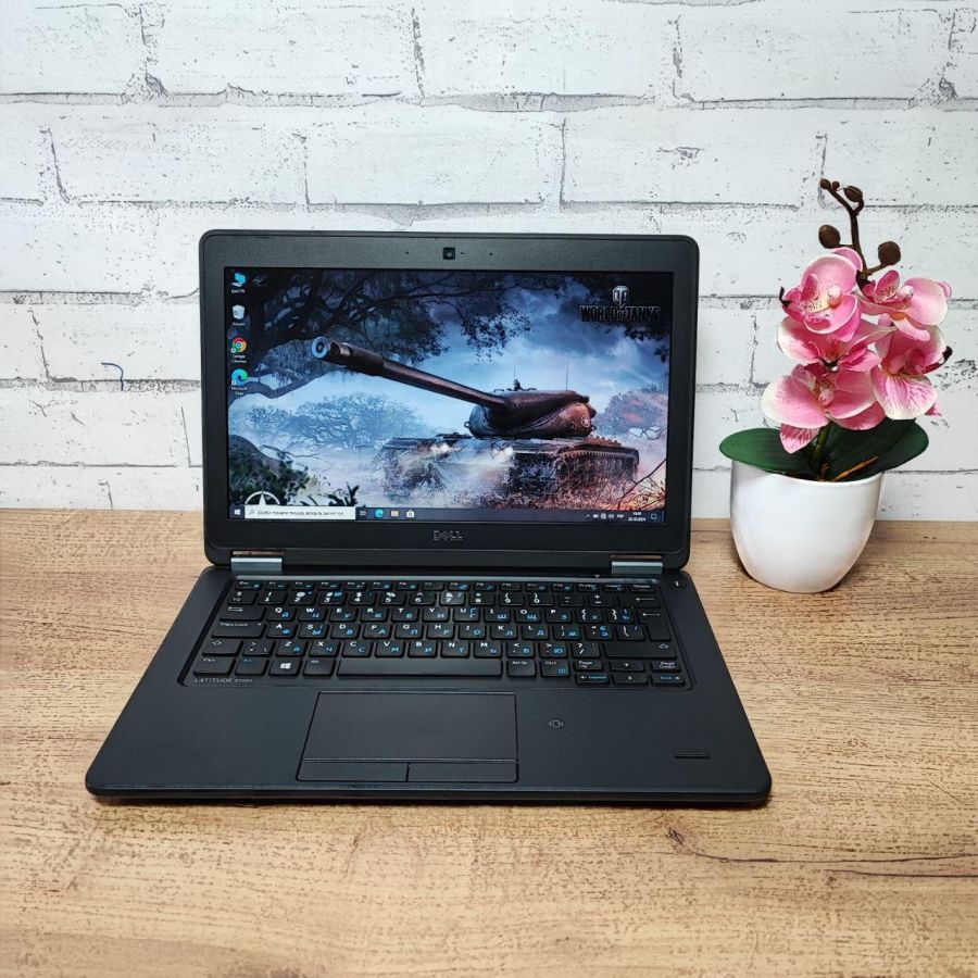 Ноутбук Б/В Dell Latitude E7250, Intel Core i5-5300U, DDR3 8GB, SSD 128GB, 12" HD