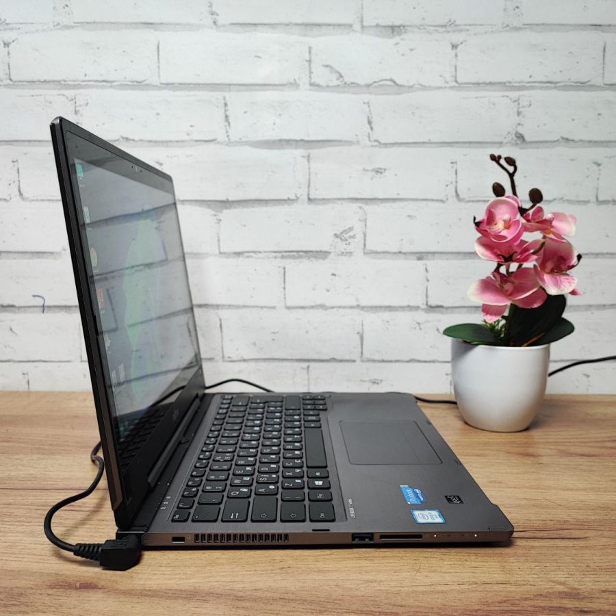 Ноутбук Б/В Fujitsu T936, Intel Core i5-6200U, DDR4 8GB, SSD 128GB, 13" Full HD Сенсор [ProductHub SKU F69]