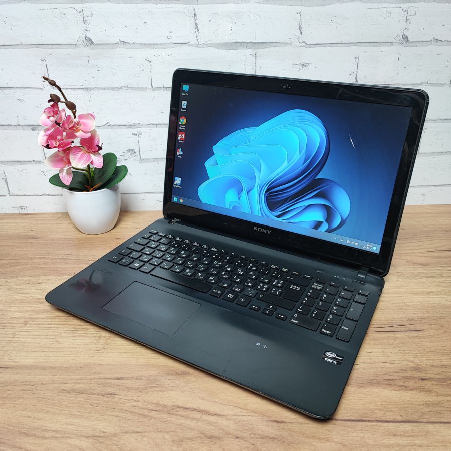 Уцінка! Ноутбук Б/В Sony SVF152A29M, Intel Core i5-3337U, DDR3 8 GB, SSD 128GB, 15.6" HD [ProductHub SKU Sony15]