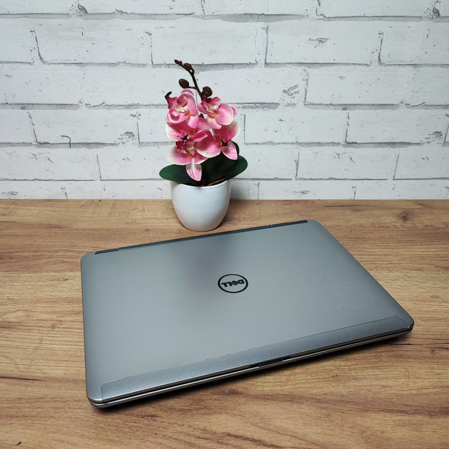 Ноутбук Б/В Dell Latitude E6440, Intel Core i3-4200M, DDR3 8 GB, SSD 128GB, 14" HD [ProductHub SKU Dell115]