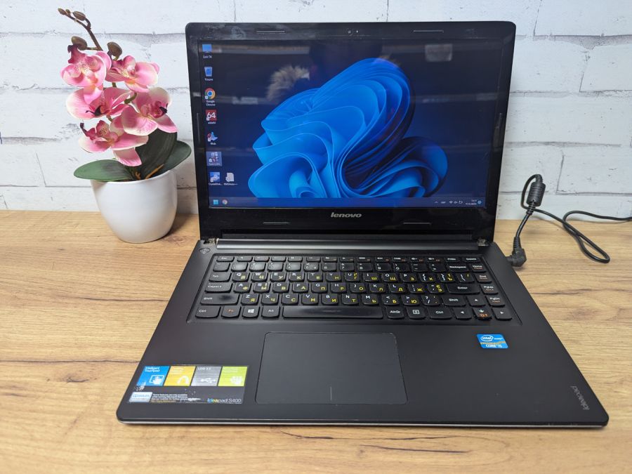 Уцінка! Ноутбук Б/В Lenovo IdeaPad S400, Intel Core i5-3317U, DDR3 8 GB, SSD 128GB, 13.3" HD [ProductHub SKU L114]