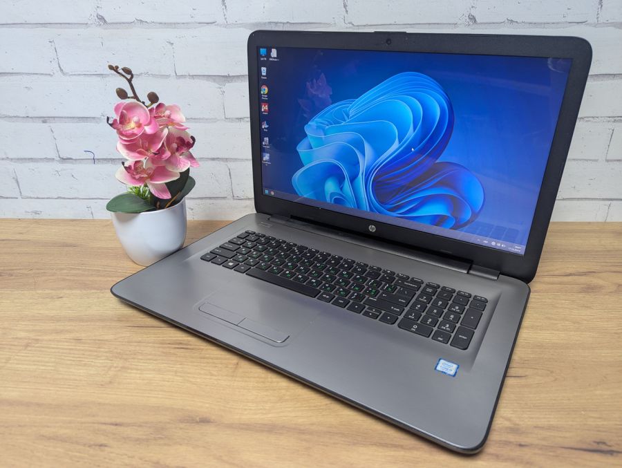 Ноутбук Б/В HP 17-X132ND, Intel Core i5-7200U, DDR3 16 GB, SSD 256GB, 17.3" HD [ProductHub SKU HP267]
