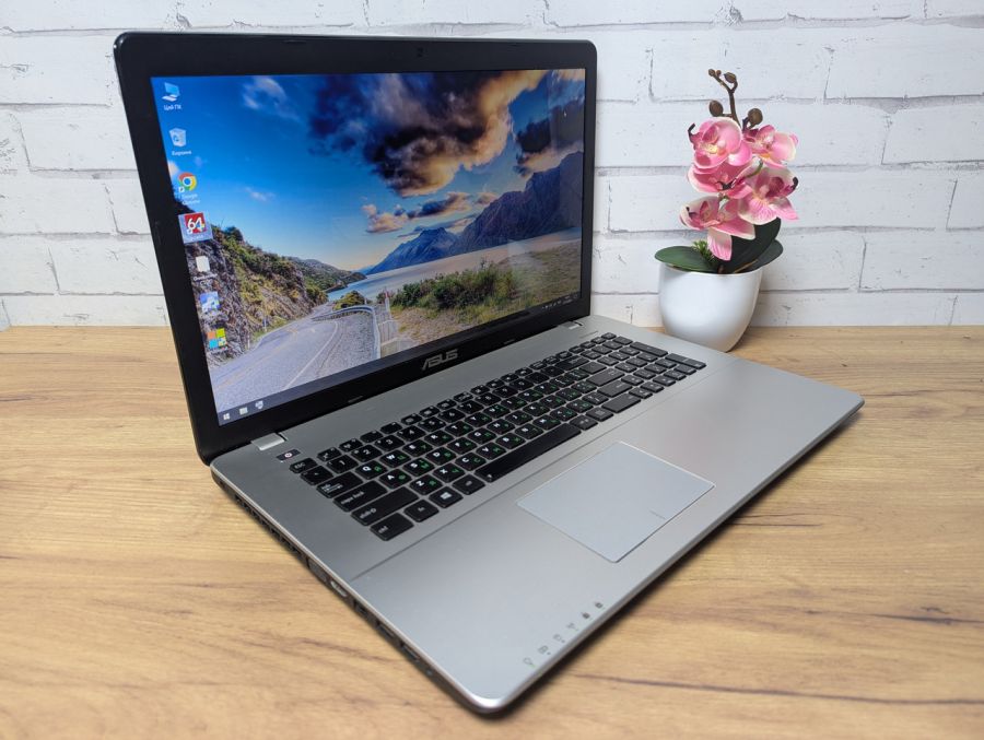 Ноутбук Б/В ASUS X750L, Intel Core i5-4210U, DDR3 8 GB, SSD 128GB, NVIDIA GeForse 840M 2 Gb, 17.3" [ProductHub SKU Asus75]