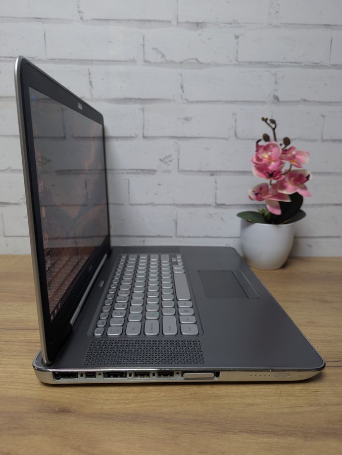Ноутбук Б/В Dell P12F, Intel Core i7-2640M, DDR3, SSD 500GB, GT 525M 2Gb, 15.6" Full HD [ProductHub SKU Dell133]