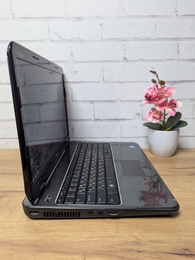 Уцінка! Ноутбук Б/В Dell Inspiron N5010, Intel Core i3-370M, DDR3 4 GB, SSD 128GB, 15.6" HD [ProductHub SKU Dell144]
