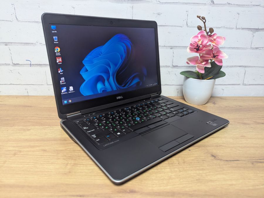 Уцінка! Ноутбук Б/В Dell Latitude E7440, Intel Core i5-4310U, DDR3 8 GB, SSD 128GB, 14" HD [ProductHub SKU Dell170]