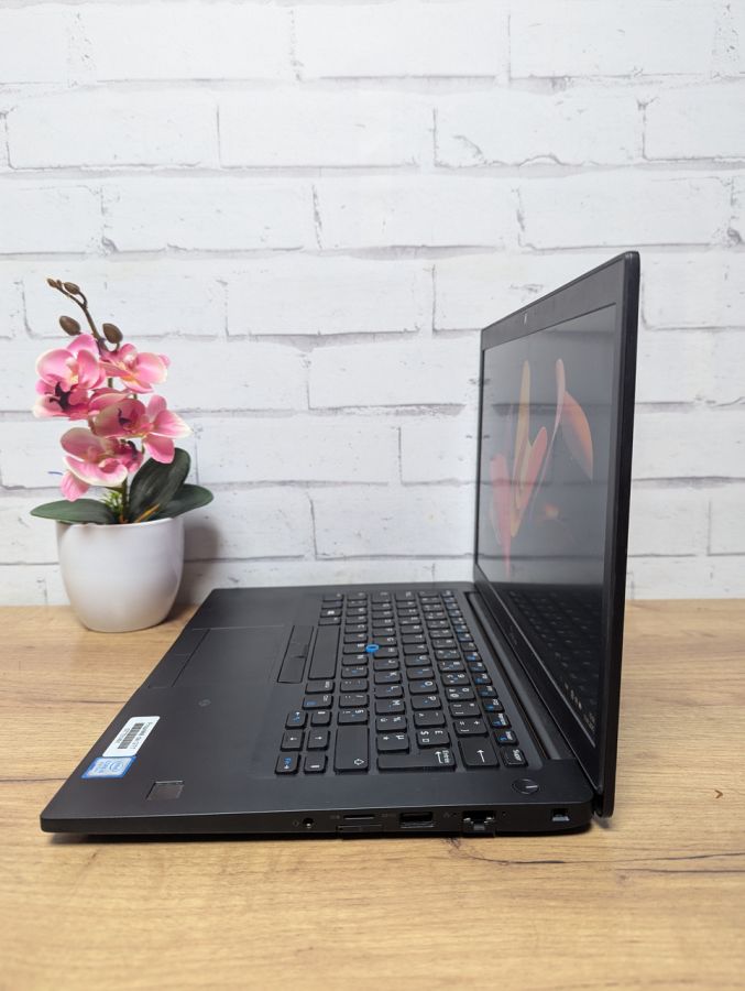 Ноутбук Б/В Dell Latitude 7490, Intel Core i5-8350U, DDR4 16GB, SSD 256GB, 14" Full HD Сенсор