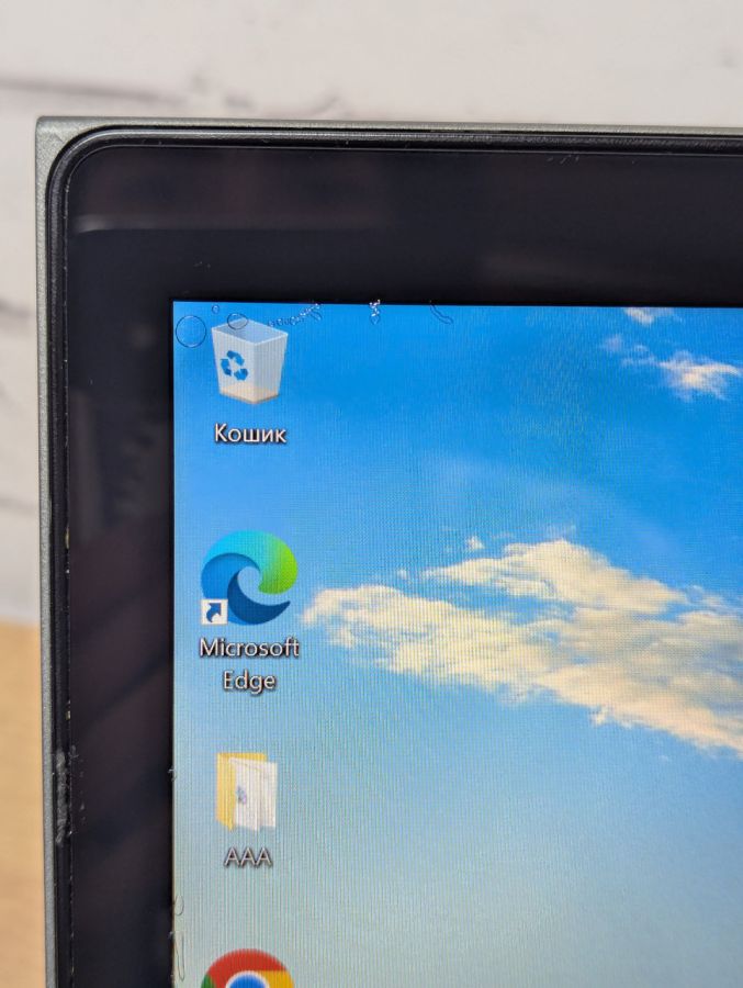 Уцінка! Ноутбук Б/В Dell Inspiron P69G, Intel Core i5-8250U, DDR3 16 GB, SSD 256GB, 14" Full HD Сенсор [ProductHub SKU Dell166]