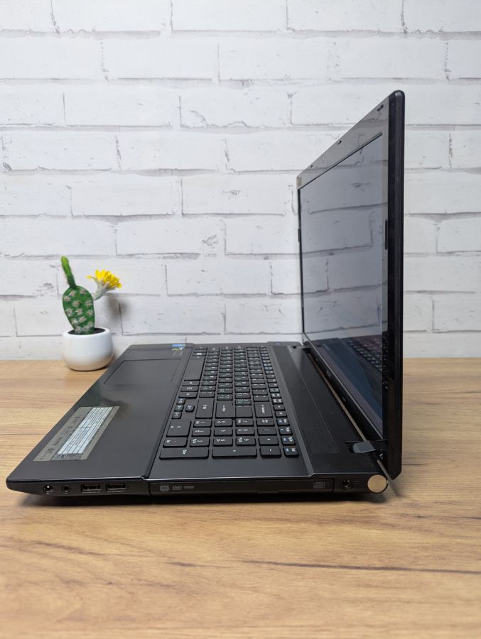 Ноутбук Б/В Acer Aspire V3-772G, Intel Core i7-4702MQ, DDR3 16GB, SSD 128GB, NVIDIA GeForce GTX 760M 2GB, 17"