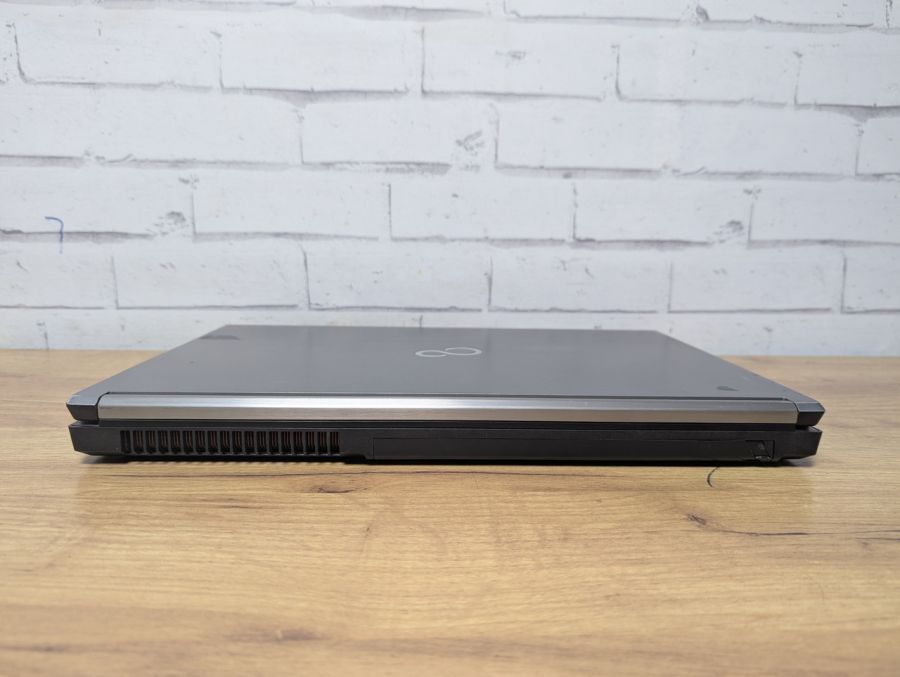 Уцінка! Ноутбук Б/В Fufitsu H730, Intel Core i7-4810QM, DDR3 24 GB, SSD 256GB, NVIDIA Quadro K510M 1Gb, 15.6" Full HD [ProductHub SKU F129]