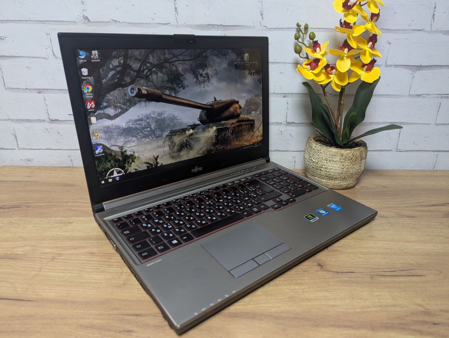 Ноутбук Б/В Fufitsu H730, Intel Core i7-4810QM, DDR3 24GB, SSD 256GB, NVIDIA Quadro K510M 1GB, 15.6" Full HD