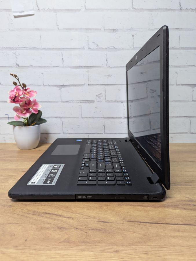 Ноутбук Б/В Acer Aspire E17, Intel Celeron N2940, DDR3 8 GB, SSD 128GB, 17" HD [ProductHub SKU Acer87]