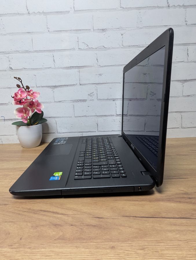 Уцінка! Ноутбук Б/В ASUS X751L, Intel Core i3-4010U, DDR3 12 GB, SSD 128GB, NVIDIA GeForce 820M 2Gb, 17.3" [ProductHub SKU Asus97]