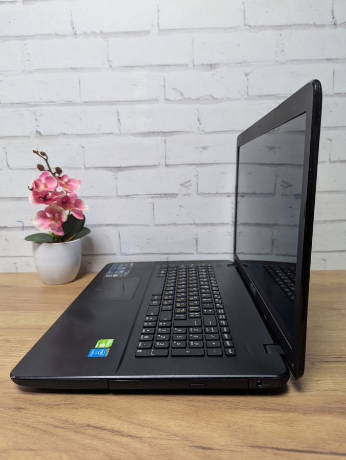 Уцінка! Ноутбук Б/В ASUS X751L, Intel Core i3-4030U, DDR3 8 GB, SSD 128GB, NVIDIA GeForce 820M 2Gb, 17.3" [ProductHub SKU Asus98]