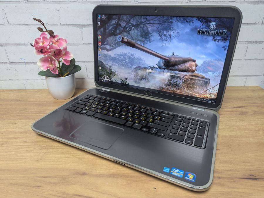 Ноутбук Б/В Dell Inspiron 5720, Intel Core i5-3210M, DDR3 12GB, SSD 128GB, NVIDIA GeForce GT 630M 1GB, 17" Full HD