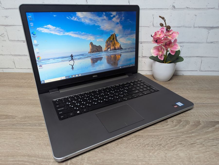 Ноутбук Б/В Dell Inspiron 5759, Intel Core i7-6500U, DDR3 16 GB, SSD 360GB, AMD Radeon R5 M335, 17" (1600x900x60Hz) [ProductHub SKU Dell183]