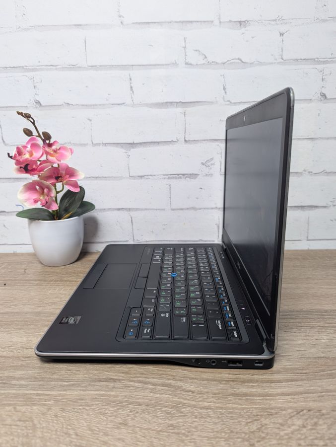 Уцінка! Ноутбук Б/В Dell E7440, Intel Core i5-4310U, DDR3 8 GB, SSD 128GB, 14" HD [ProductHub SKU Dell194]