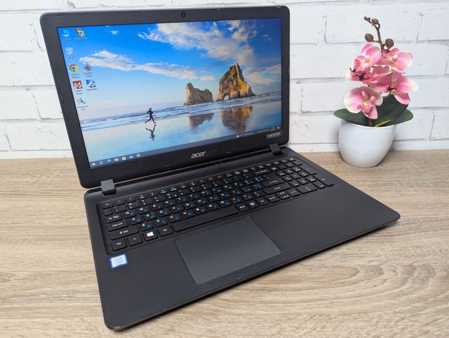 Ноутбук Б/В Acer N16C1, Intel Core i5-7200U, DDR3 12GB, SSD 256GB, 15.6" Full HD