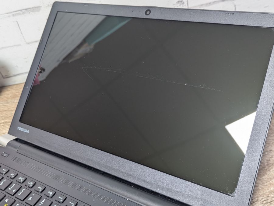 Ноутбук Б/В Toshiba Satelite Pro R50-B, Intel Core i3-4005U, DDR3 4 GB, SSD 128GB, 15.6" HD [ProductHub SKU T82]
