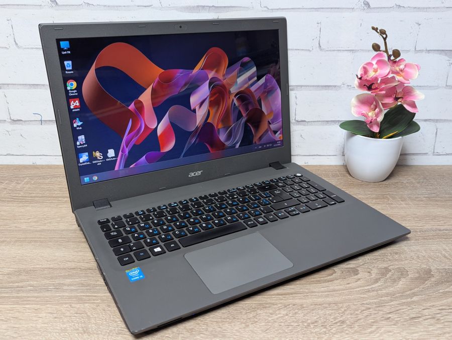 Уцінка! Ноутбук Б/В Acer Aspire E5-573, Intel Core i3-4005U, DDR3 8 GB, SSD 128GB, 15.6" HD [ProductHub SKU Acer100]